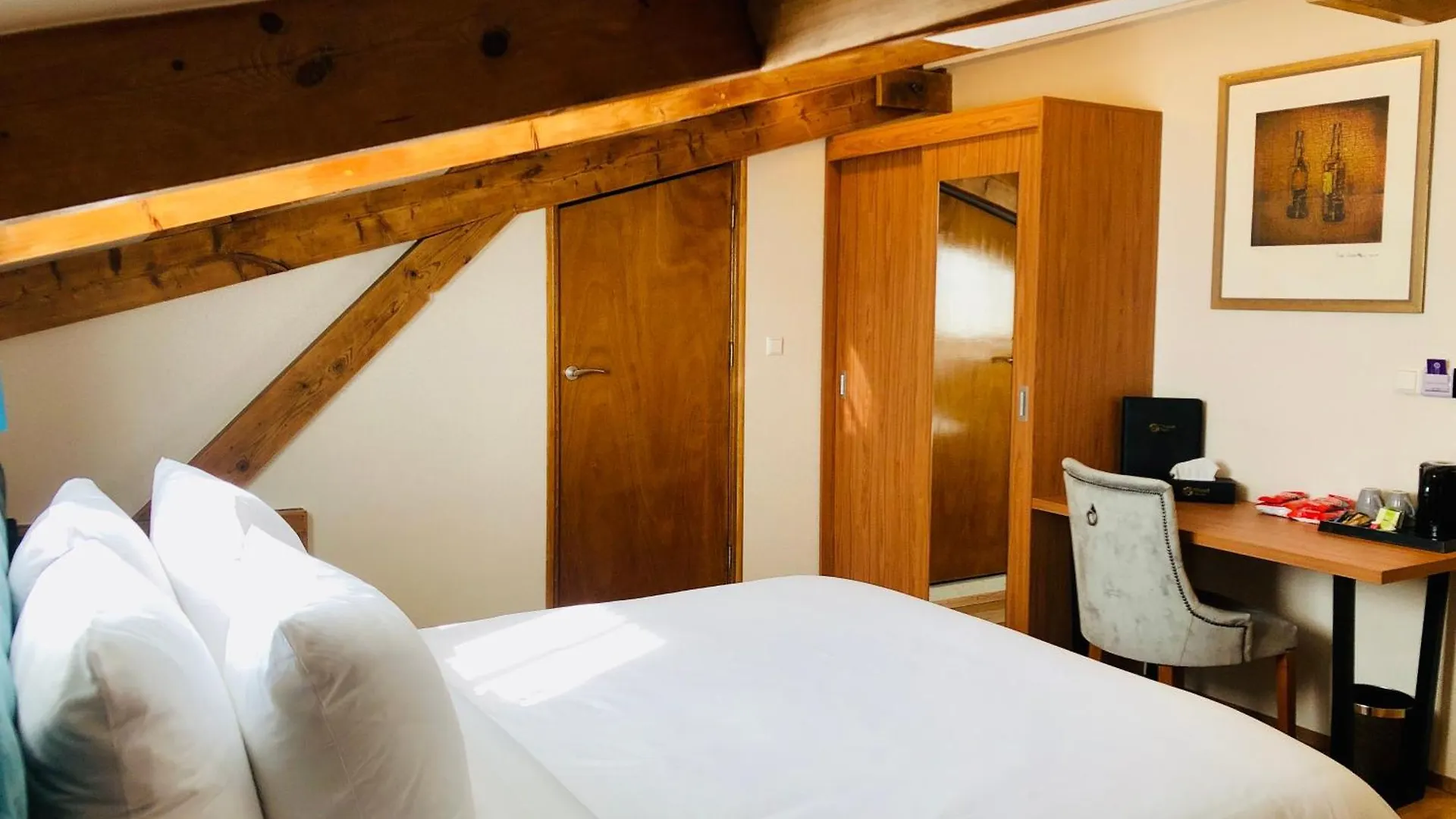 Chasse Hotel Residency أمستردام 4*,
